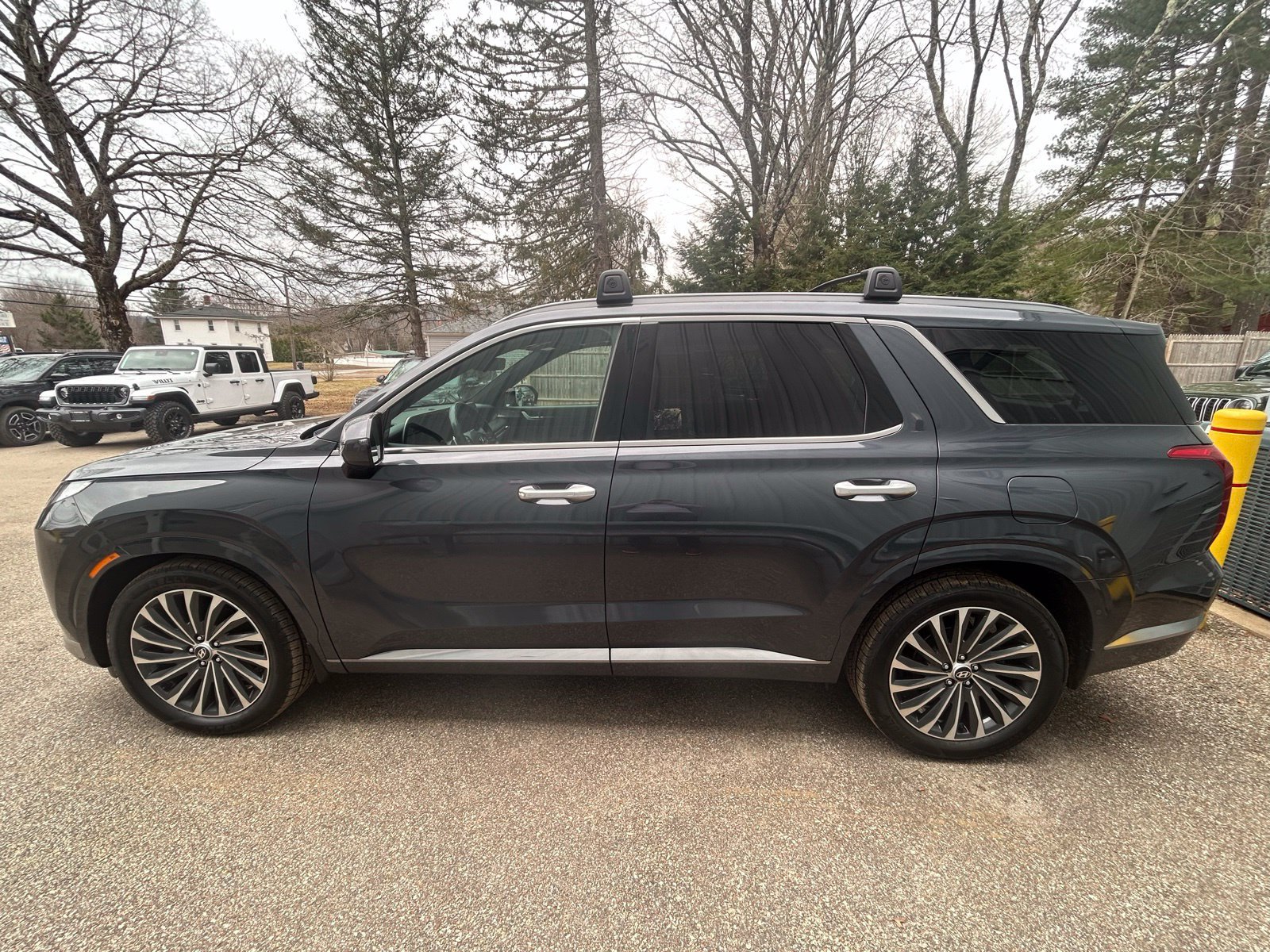 Used 2024 Hyundai Palisade Calligraphy AWD/4WD image 6