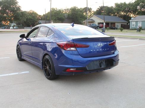 Used 2019 Hyundai Elantra Sport w/ Cargo Package image 8