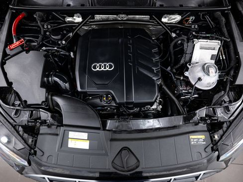 Certified 2023 Audi Q5 2.0T Premium w/ Convenience Package image 19