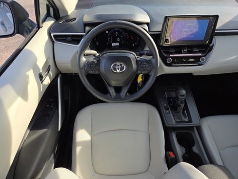 New 2026 Toyota Corolla Cross L image 4