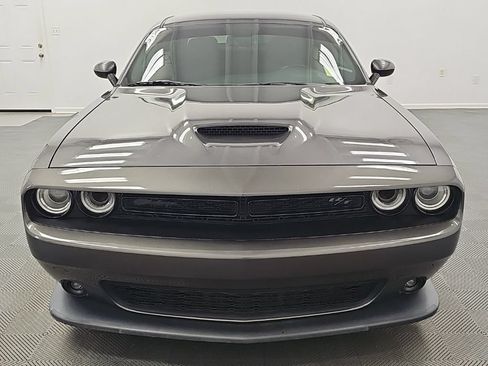 Used 2019 Dodge Challenger R/T w/ Driver Convenience Group RWD image 4