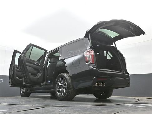 Used 2023 Chevrolet Tahoe Z71 w/ Z71 Off-Road Package image 59