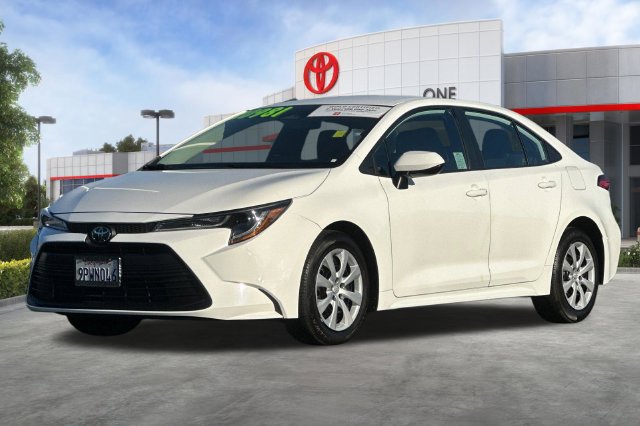 Used 2023 Toyota Corolla LE FWD image 10