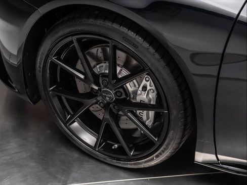 Used 2025 Lotus Emira RWD image 11