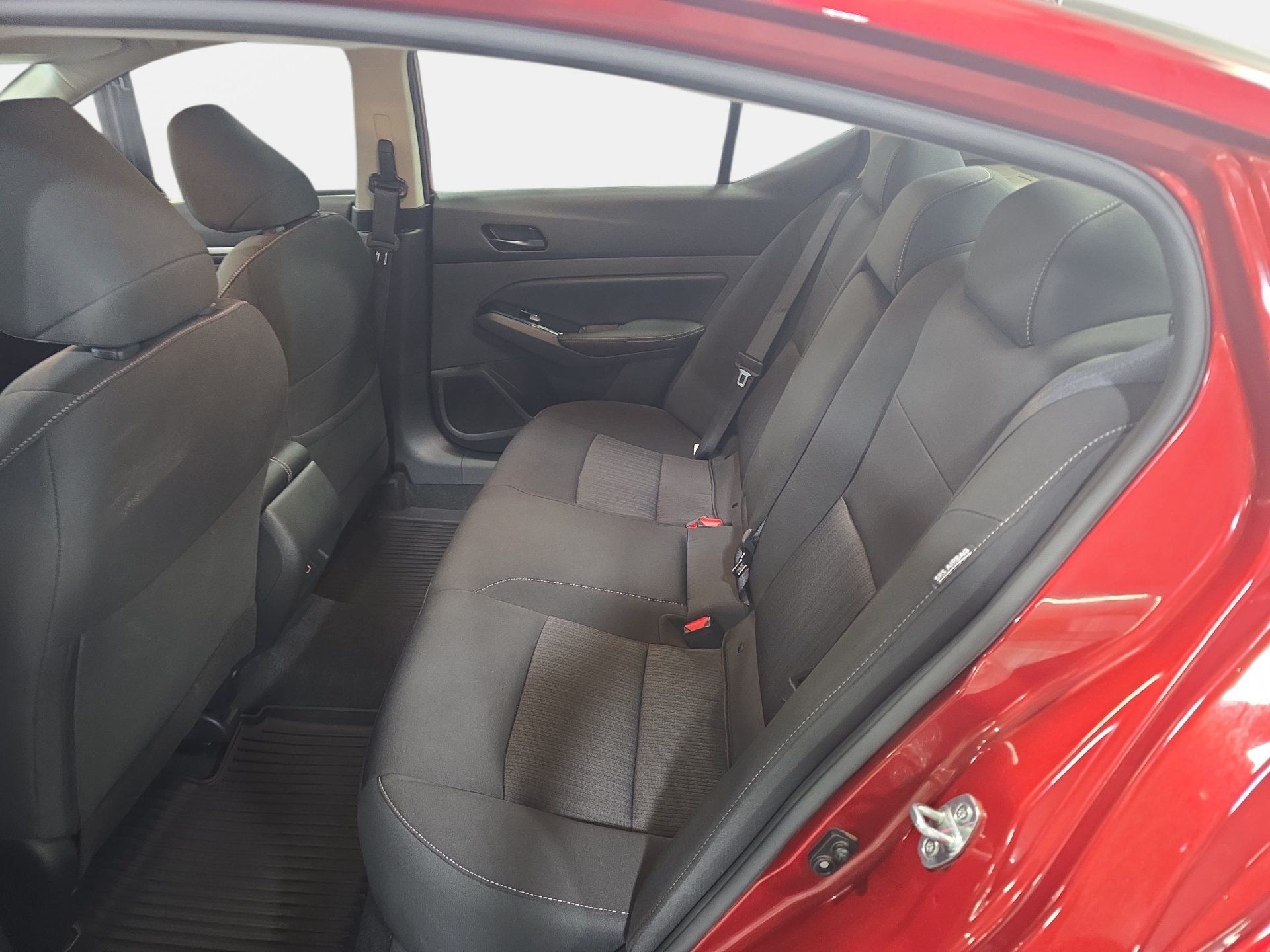 Used 2023 Nissan Altima 2.5 SV AWD/4WD image 14