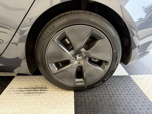 Used 2021 Tesla Model 3 Standard Range Plus RWD image 11