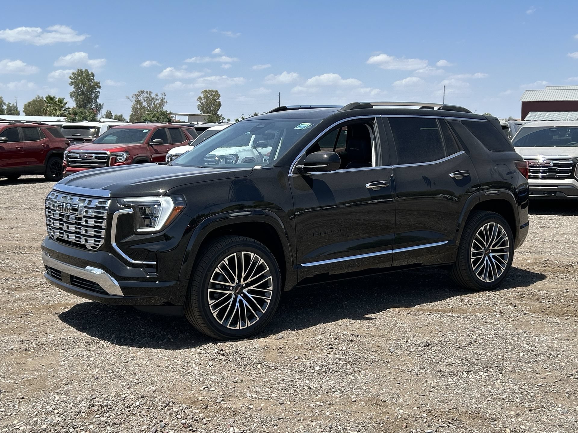 New 2026 GMC Terrain Denali w/ LPO, Black Badging Package AWD/4WD image 42