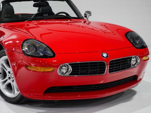 Used 2001 BMW Z8 RWD image 14