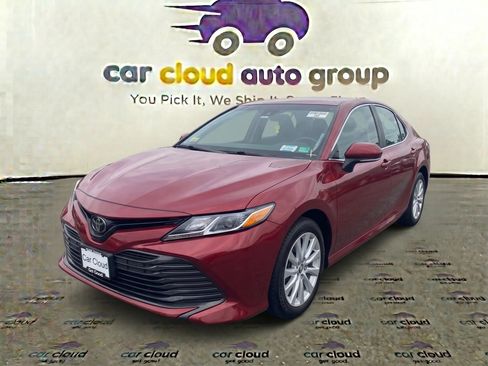 Used 2019 Toyota Camry LE FWD image 1