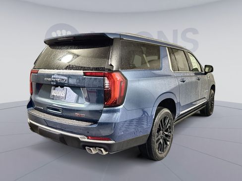 New 2026 GMC Yukon XL Denali w/ Sun & Power Step Package image 7