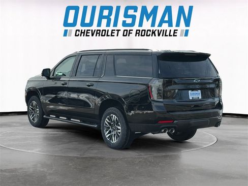 New 2026 Chevrolet Suburban Z71 w/ Comfort Package image 4