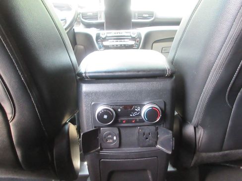 Used 2022 Ford Explorer ST w/ Equipment Group 401A AWD/4WD image 22
