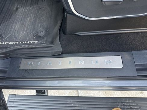Used 2024 Ford F350 Platinum image 34