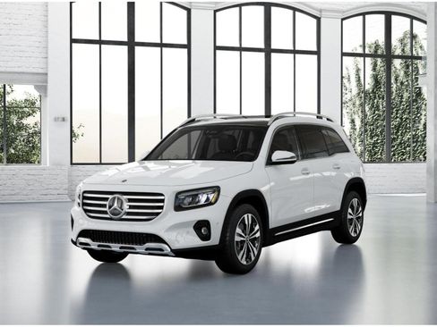 Used 2026 Mercedes-Benz GLB 250 4MATIC image 14
