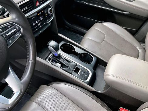 Used 2020 Hyundai Santa Fe Limited image 17