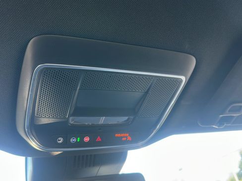 Used 2026 GMC Sierra EV Denali AWD/4WD image 33