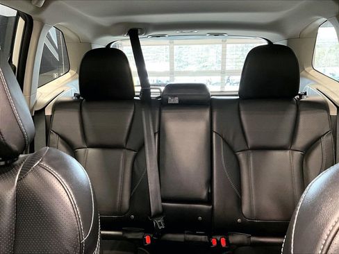 Used 2023 Subaru Forester Touring image 15