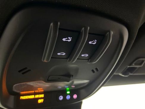 Used 2025 Buick Envista Avenir FWD image 38