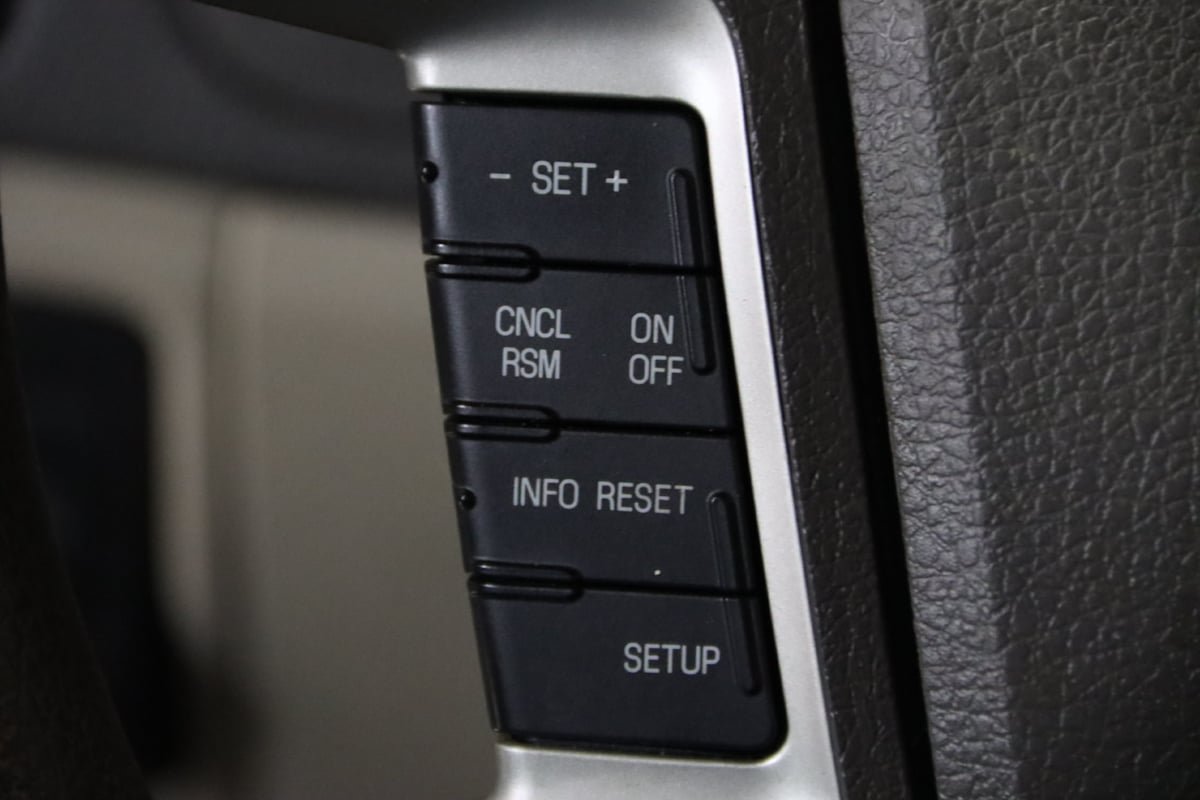Used 2012 Ford Fusion SE FWD image 14