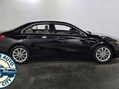 Used 2022 Mercedes-Benz A 220 w/ Premium Package image 8