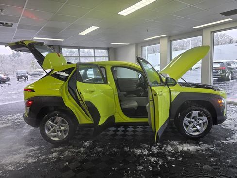 New 2026 Hyundai Kona SE AWD/4WD image 17