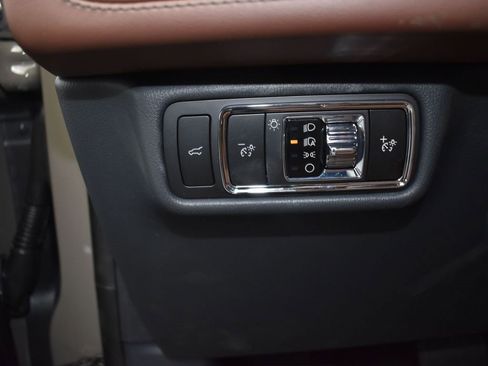 New 2025 Lincoln Aviator Reserve w/ Equipment Group 201A image 8