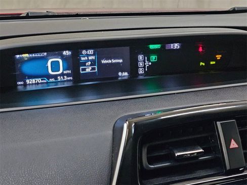 Used 2018 Toyota Prius Three image 25