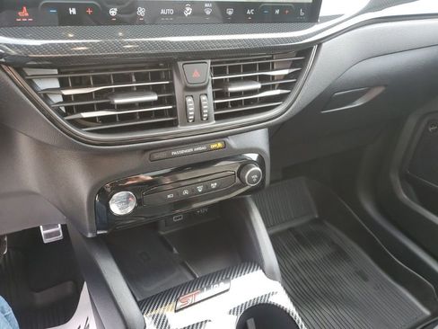 Used 2024 Ford Escape ST-Line Select w/ Tech Pack #2 image 23