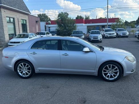 Used 2011 Chevrolet Malibu LTZ FWD image 6