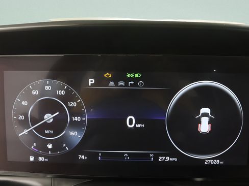 Used 2024 Kia Carnival FWD image 15