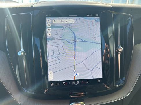 Certified 2025 Volvo XC60 B5 Plus image 20