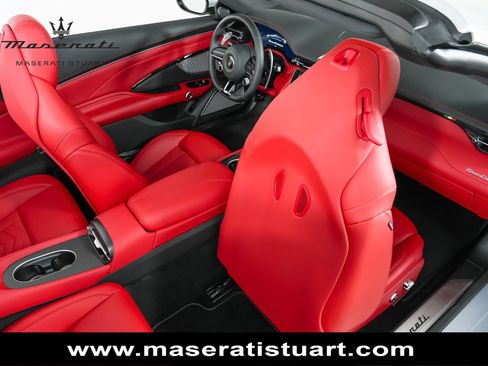 New 2026 Maserati GranCabrio Modena AWD/4WD image 19