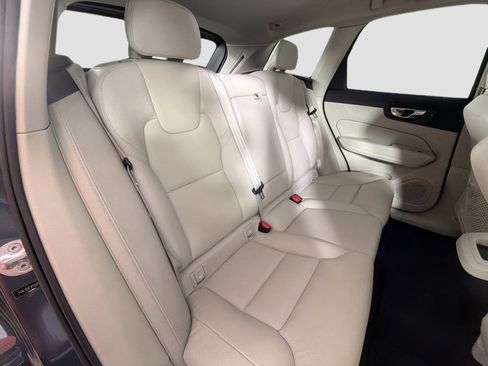 Certified 2023 Volvo XC60 B5 Plus w/ Protection Package Premier FWD image 26