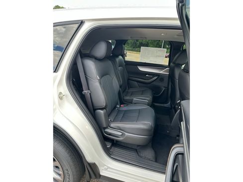 Certified 2025 MAZDA CX-90 3.3 Turbo w/ Preferred Package image 24