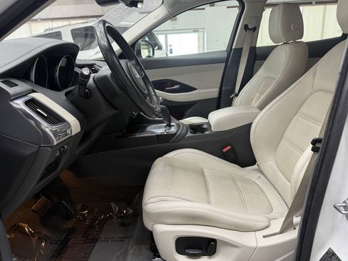 Used 2018 Jaguar E-PACE S AWD/4WD image 11