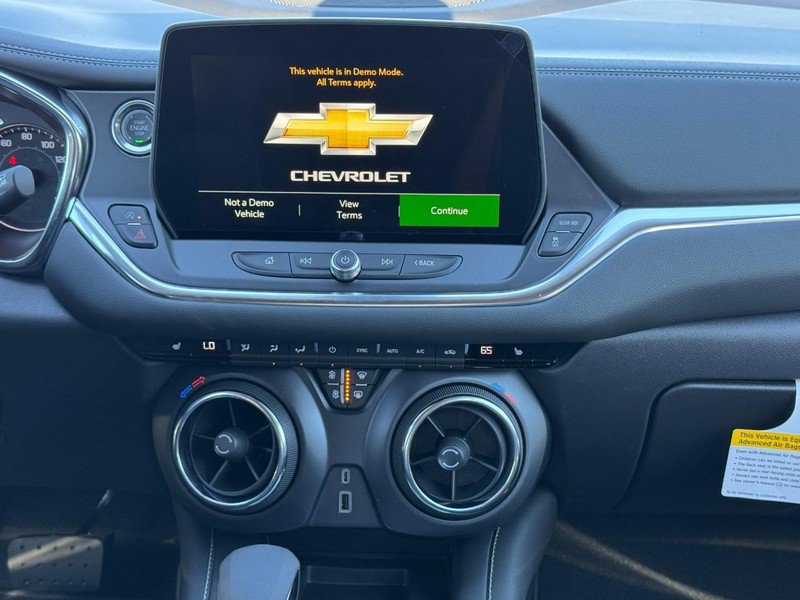 New 2026 Chevrolet Blazer LT w/ Convenience Package AWD/4WD image 9