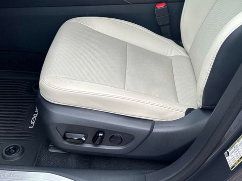 Certified 2023 Lexus RX 350 Premium Plus w/ Accessory Package (Z1) FWD image 21