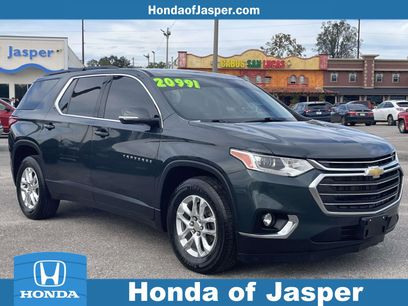 Used 2020 Chevrolet Traverse LT