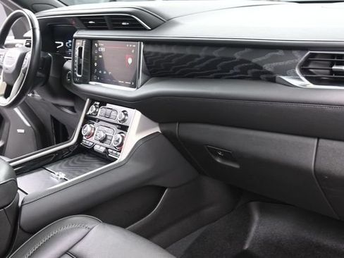 Certified 2023 GMC Yukon XL Denali AWD/4WD image 30