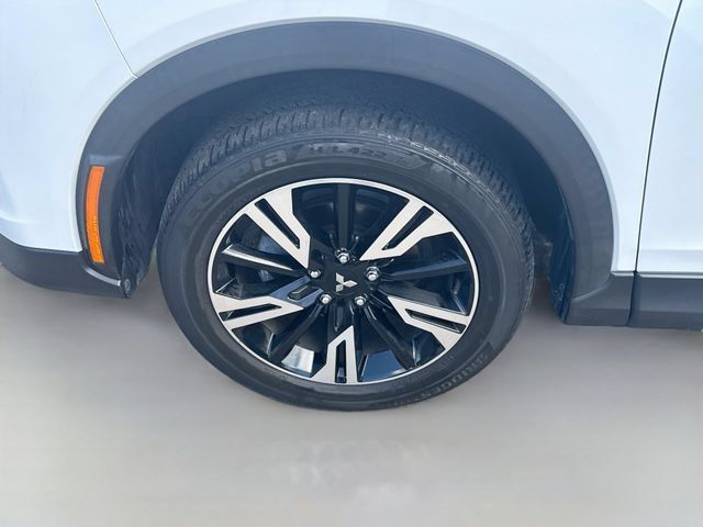 Used 2024 Mitsubishi Eclipse Cross AWD image 29