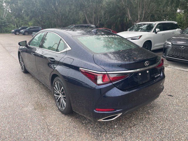 Used 2025 Lexus ES 350 w/ Premium Package FWD image 4