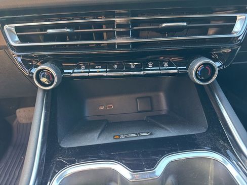 Used 2026 Chevrolet Traverse LT w/ LPO, Floor Liner Package AWD/4WD image 23