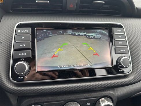 New 2025 Nissan Kicks S image 17