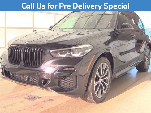 Used 2022 BMW X5 xDrive40i w/ M Sport Package image 1