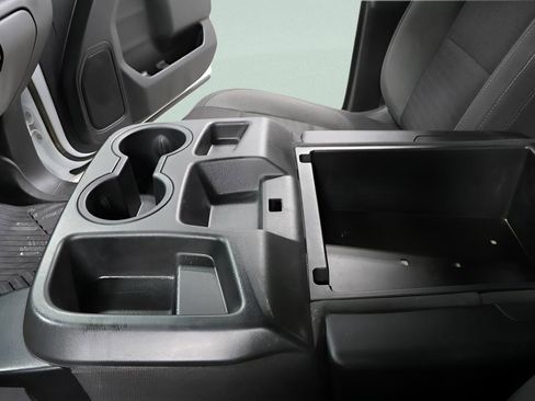 Used 2023 Chevrolet Silverado 2500 LT w/ Convenience Package image 18