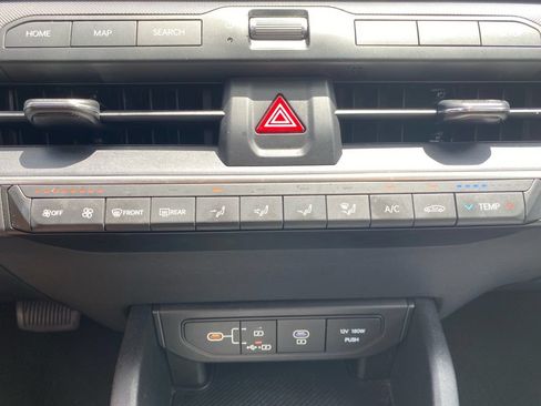Used 2025 Kia K4 FWD image 16