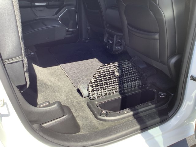 Used 2023 RAM 1500 Laramie AWD/4WD image 36