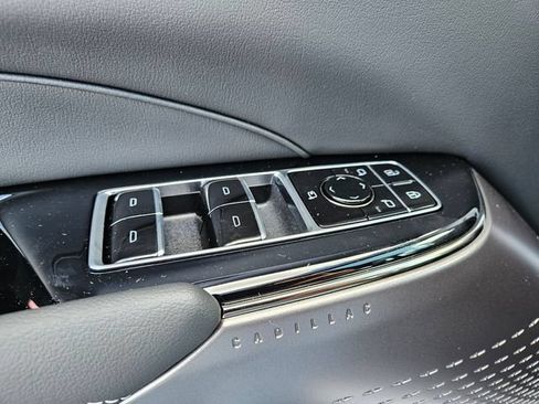New 2026 Cadillac Lyriq Luxury RWD image 30