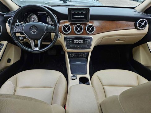 Used 2015 Mercedes-Benz GLA 250 image 14