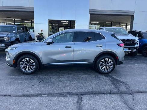 Used 2024 Buick Envision Preferred AWD/4WD image 3